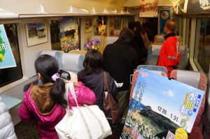 立川駅と踊り子