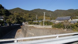 阿部地区川と山